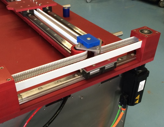 Spray instalatie bakplaten met gantry systeem